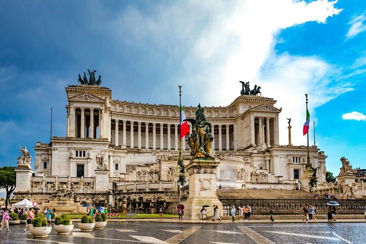 Private Guided Walking Tour of Rome’s City Highlights