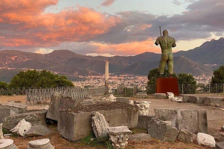 Pompeii Private Guided Tour with round Trip private Transfer