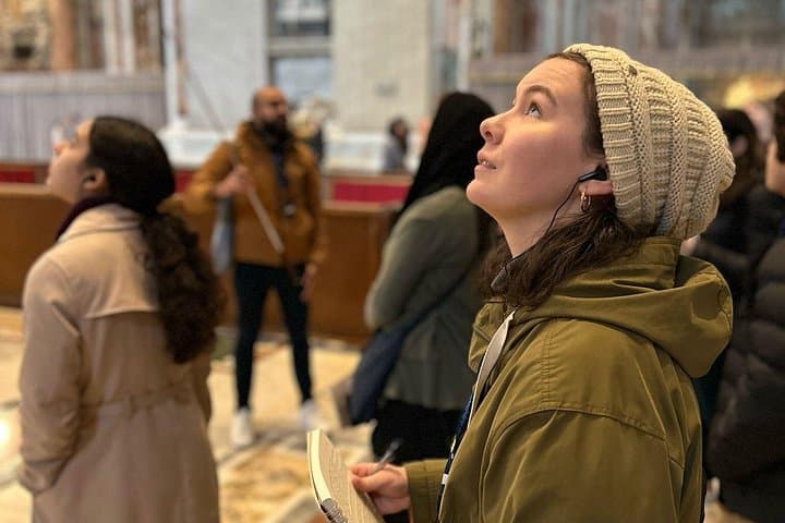 Vatican Visit at St. Peter's Basilica with Skip Line and Audio