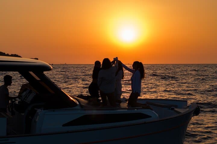 Sorrento private Sunset Tour: Romance under the Sun