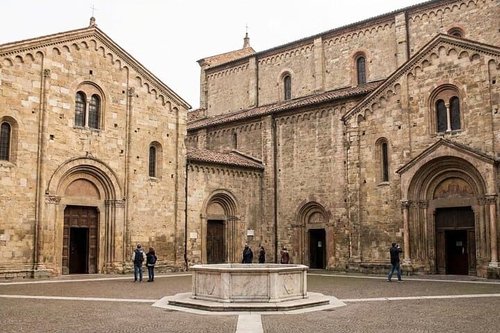 Bologna's Best Kept Secrets: Self-Guided Walking Tour