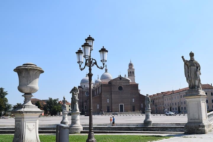 Padua St Anthony's life Tour with Option to Camposampiero