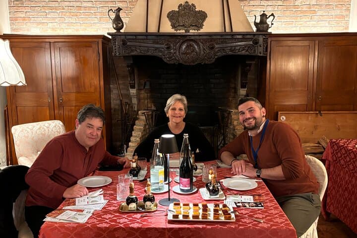 Buffet lunch in a 1700 villa