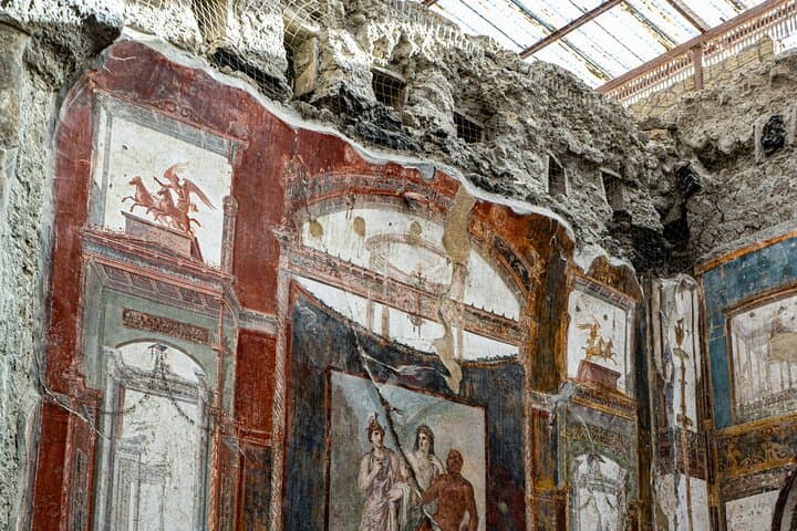 Pompeii, Herculaneum and Vesuvius Hike Small-Group from Sorrento