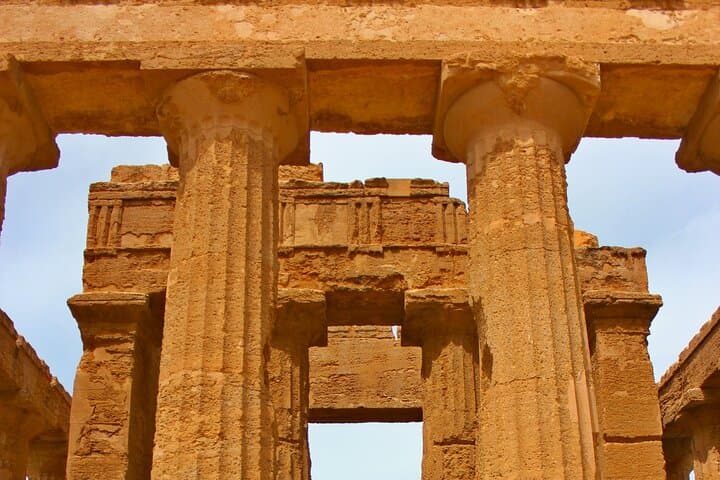 Greek Temple in Agrigento @Walk Around Sicily