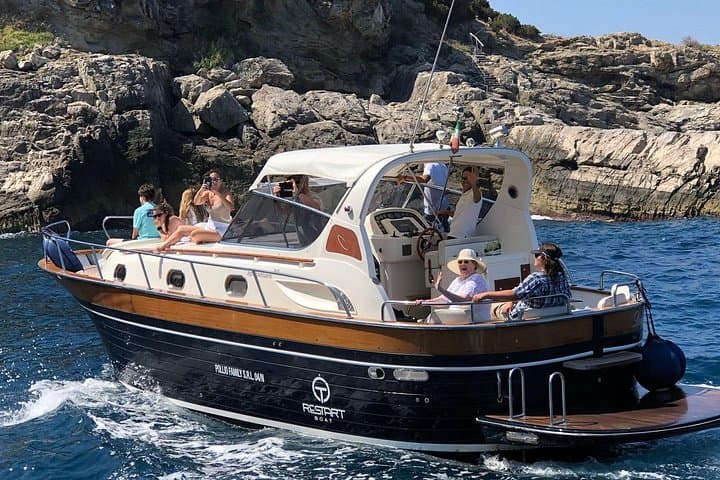 Private Capri Boat Tour from Sorrento