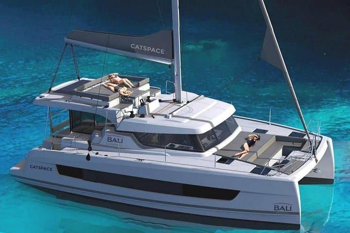Catamaran Day Trip to the Cale di Orosei with Lunch
