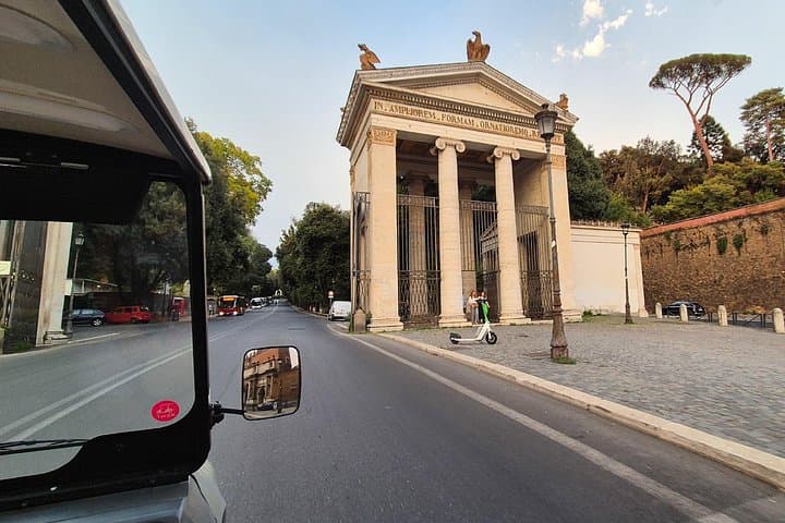 3 Days in Golf Car Private Slow Tour of Rome