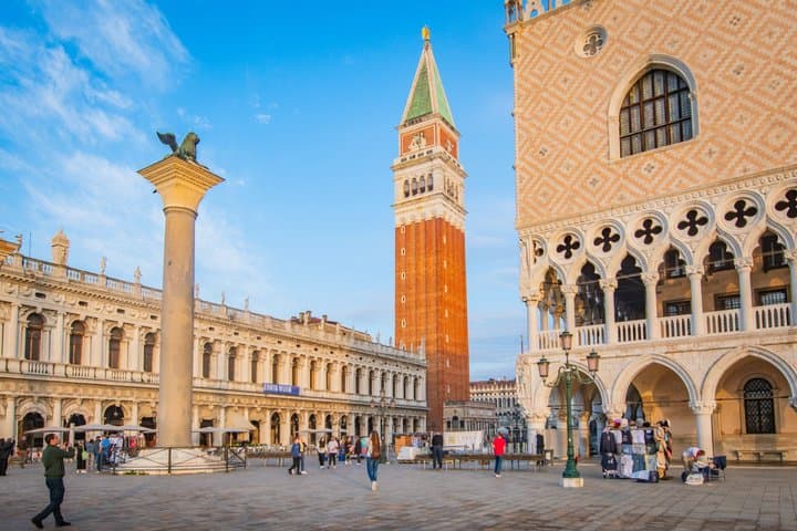 Discover Venice: Walking tour, Doge’s Palace, St. Marks Basilica