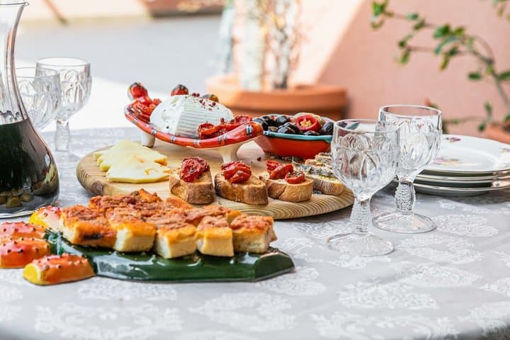 Cernobbio: Show Cooking & Dining at a Local’s Home