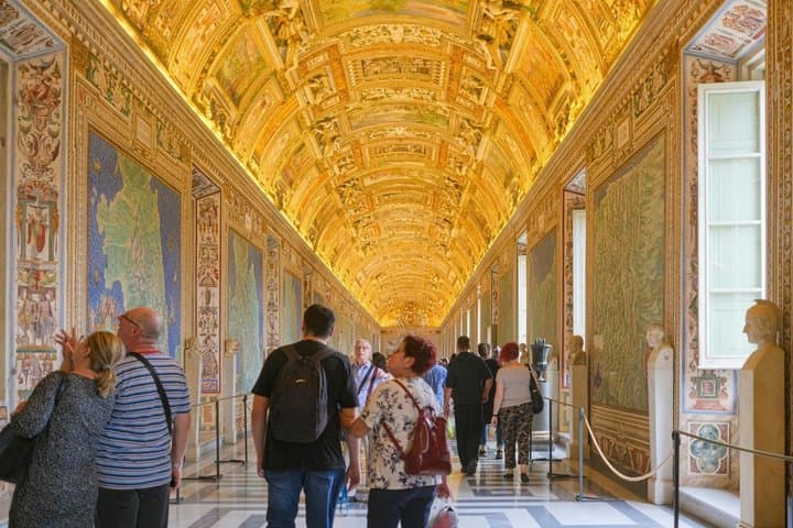 Skip-the-Line: Vatican Museums, Sistine Chapel & St. Peter Tour