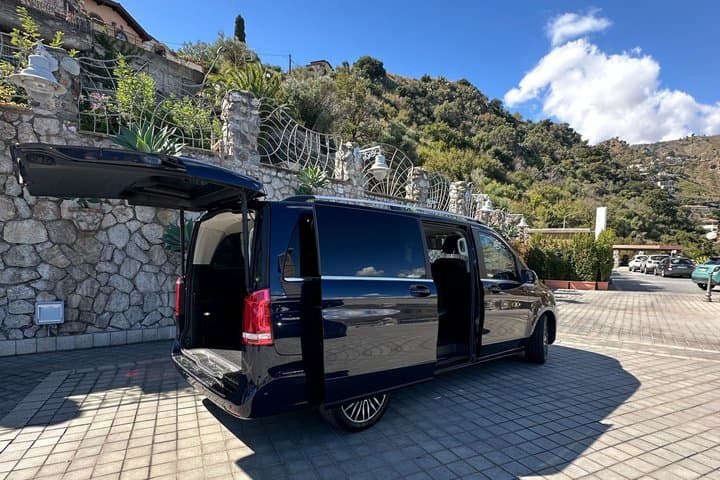 Private Transfer Catania Airport ⇄ Taormina