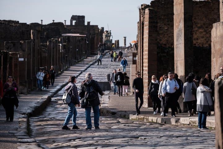 people in pompeii