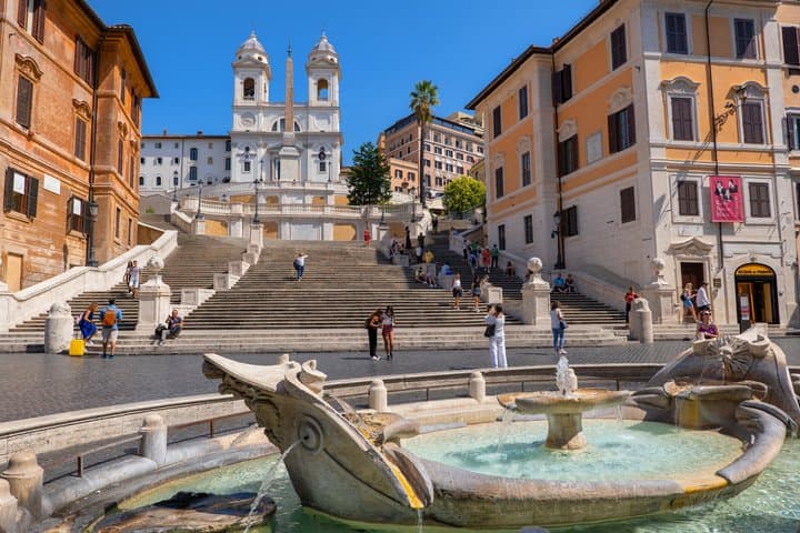 Classic Rome Private Walking Tour: Pantheon & Piazzas