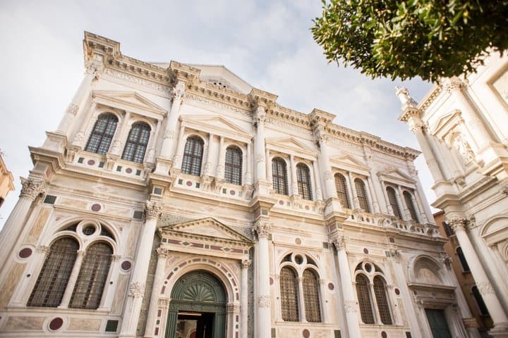 Venice Attractions Pass: Gondola, Doge's Palace & St. Mark's