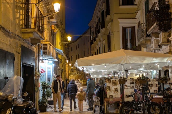 Bari: Street Food Walking Tour with a Local Guide