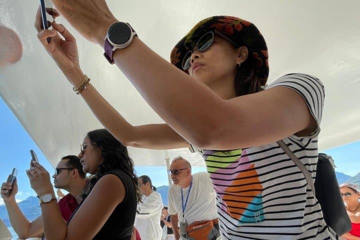 Lake Como Photo Experience: Bellagio, Cruise & Lugano from Milan