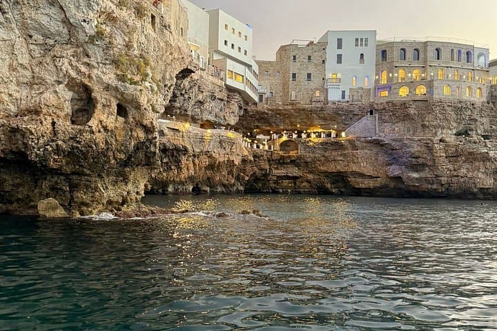 Polignano a Mare : Caves, Prosecco and Swimming Boat Tour