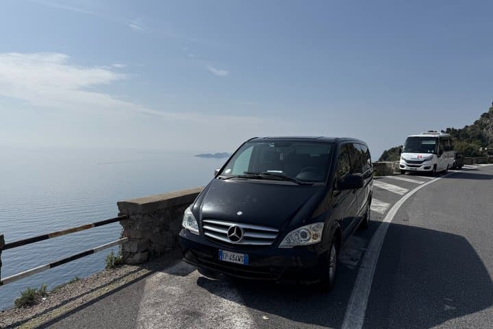 Private Luxury Transfer from Naples to Positano or Vice Versa
