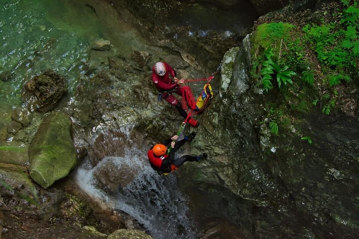 Canyoning Wild Jump