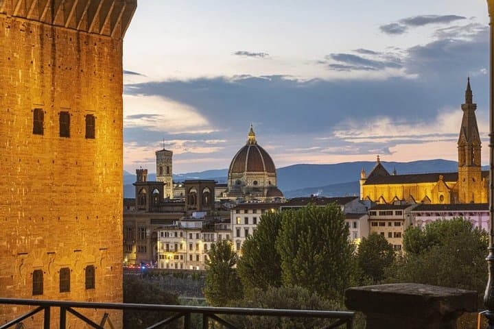 Tour in golf cart Piazzale Michelangelo and hills of florence
