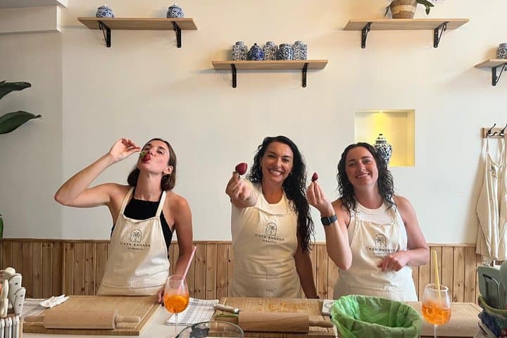 Spritz and Spaghetti Cooking Class