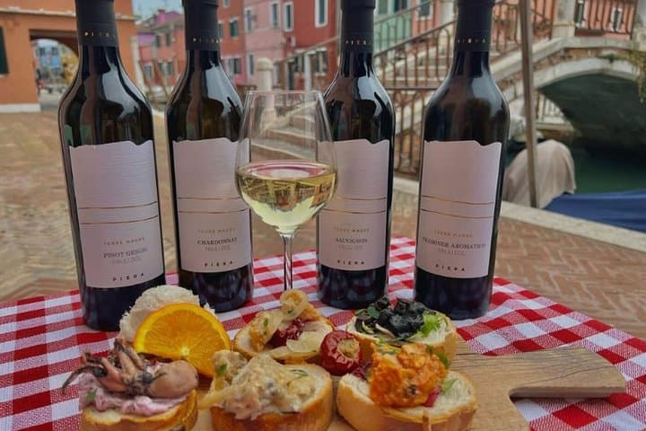 Murano & Burano Cruise with Venetian Specialties & Wine