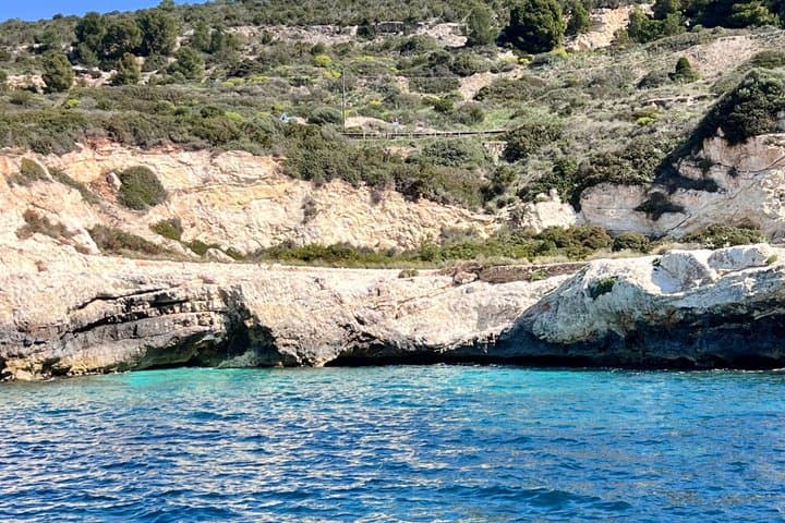 Catamaran tour stops bathing and snorkeling toast with prosecco