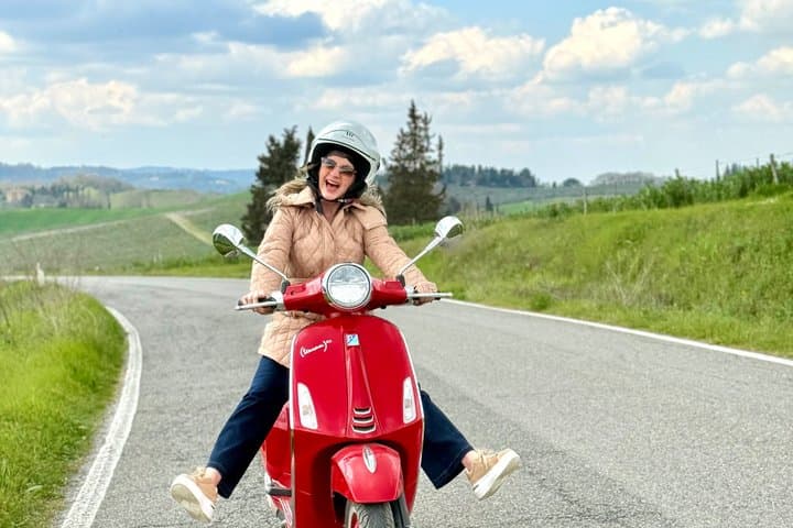 Tuscany Vespa & Wine Tour, lunch, medieval villages, wine tasting