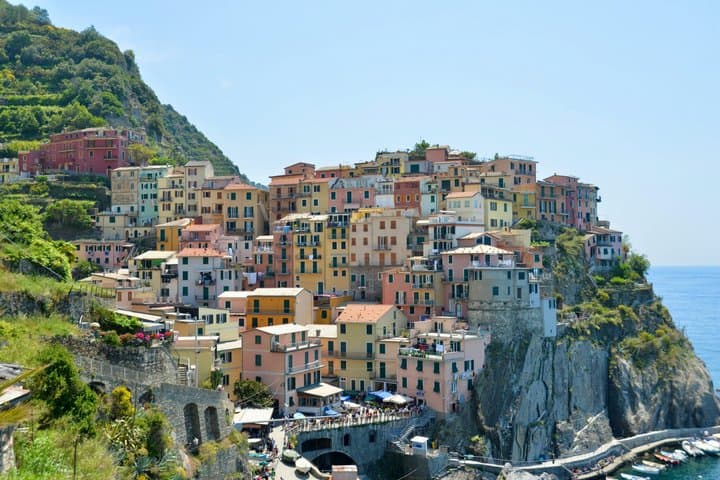 Cinque Terre Day or Sunset Boat Tour and Aperitif