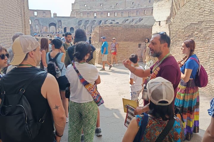 Colosseum, Forum & Palatine: Guided, AI Guide & Arena