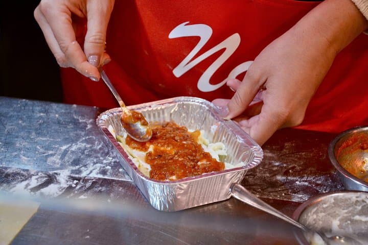 Rome: Lasagna, Fettuccine Pasta and Tiramisu Cooking Class