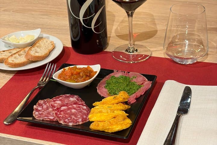 Dinner with tasting menu Tradition and wines paired