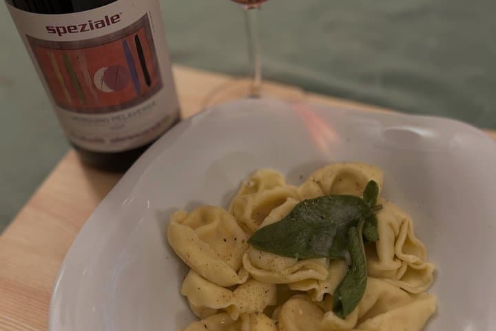 Dinner with tasting menu Tradition and wines paired
