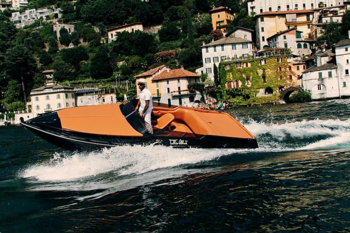 Boat Tour On Lake Como