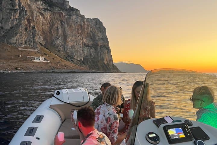 Palermo : Mondello and Capo Gallo Boat Tour with Snacks and Drinks