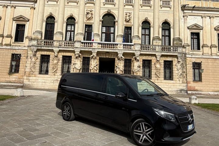 Private Transfer from Venice Airport to Chioggia Port