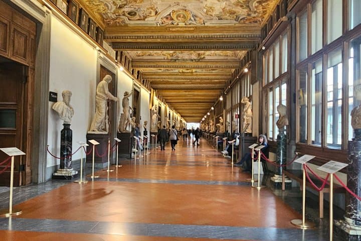 Uffizi Gallery Free Entry Day with Expert Guide
