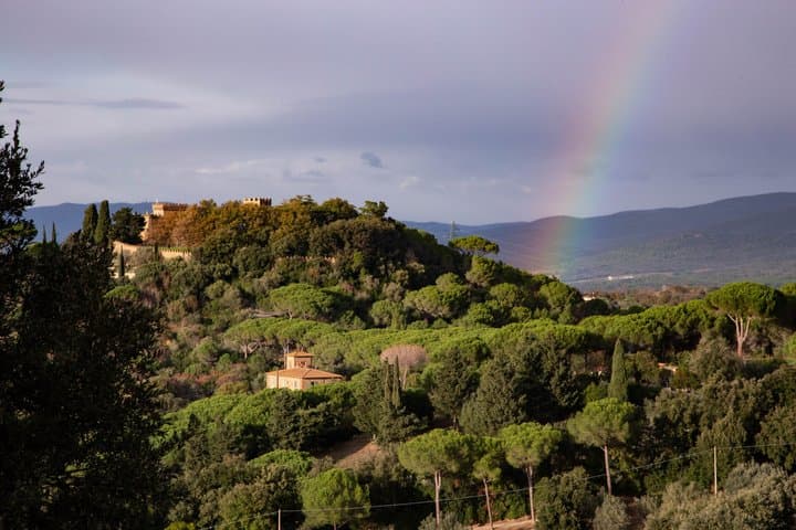Glamping In The Beautiful Tuscan Countryside