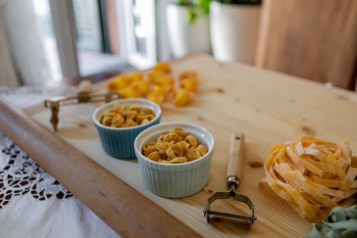 Private Pasta & Tiramisu Class at a Cesarina's home with tasting in Pisa