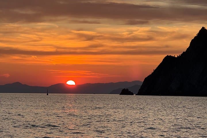 Private boat tour at sunset in Cinque Terre