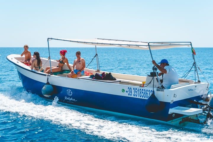 Tour of Ortigia and sea caves by boat in Syracuse