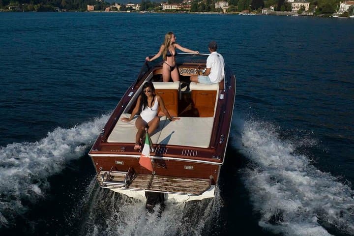 Lake Como Private Classic Speedboat Tour