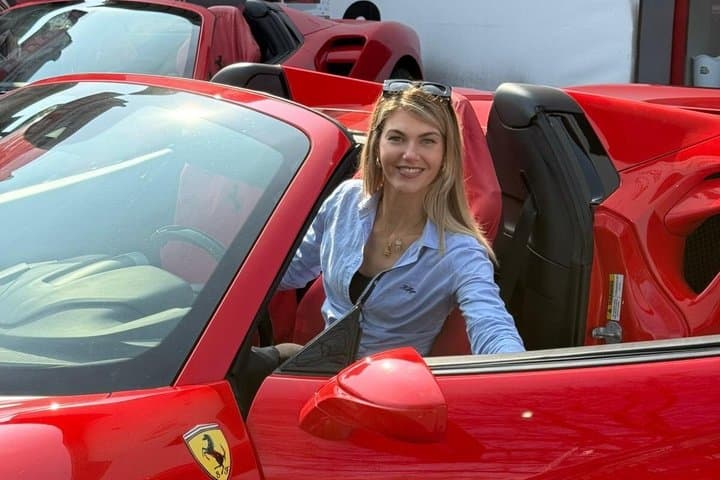 Private Tour in Historical Vinegar and Ferrari Museum
