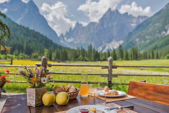 Explore Italian Dolomites and Verona on Hike and Bike 11 Days