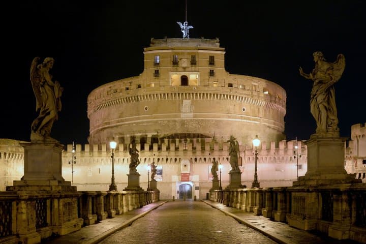 Semi Private Night Tour of Rome by Eco Friendly Golf Cart