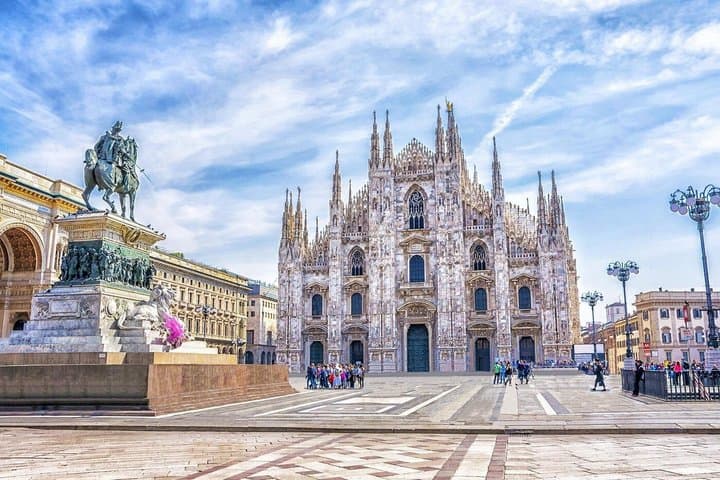 Milan: Cathedral &Museum Tickets with Audio App &Terraces Upgrade
