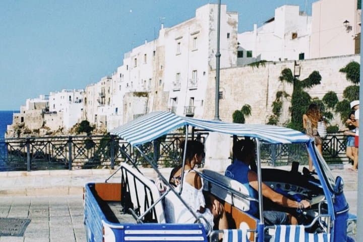 Polignano a Mare: Vintage Private Tour in TukTuk