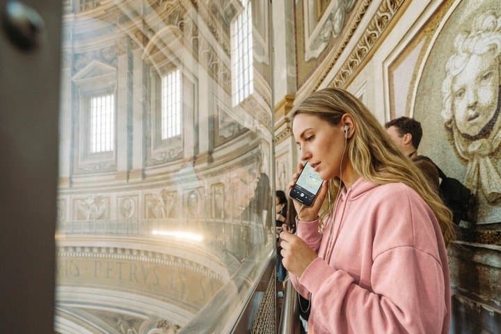 Vatican: St.Peter's Basilica Priority Entrance + Audio guide