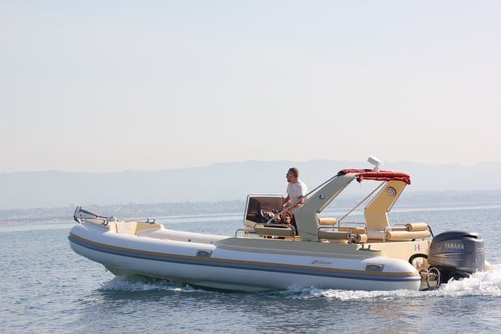 Inflatable Boat Tour in the Gulf of Angels with Snorkeling and Aperitif